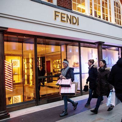 fendi sample sale nyc 2015|sample sale nyc.